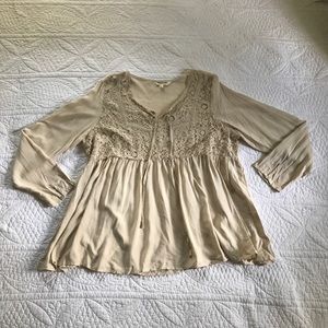 Temptations women’s blouse size large